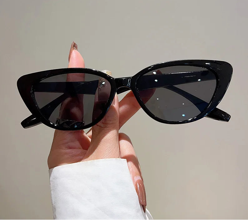 Óculos de Sol Feminino Siena — Elegância Fashion com Proteção Inteligente