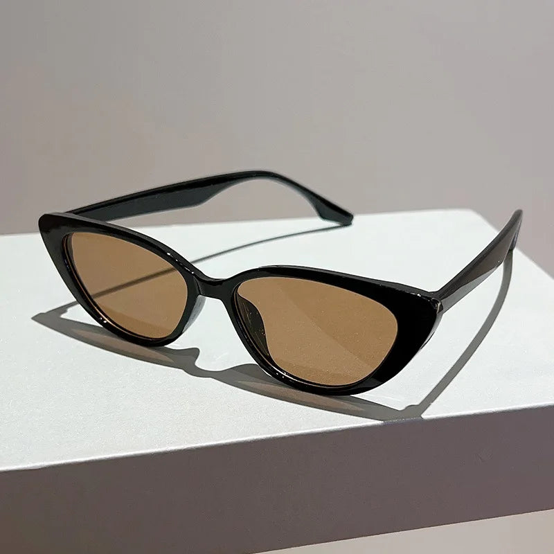 Óculos de Sol Feminino Siena — Elegância Fashion com Proteção Inteligente