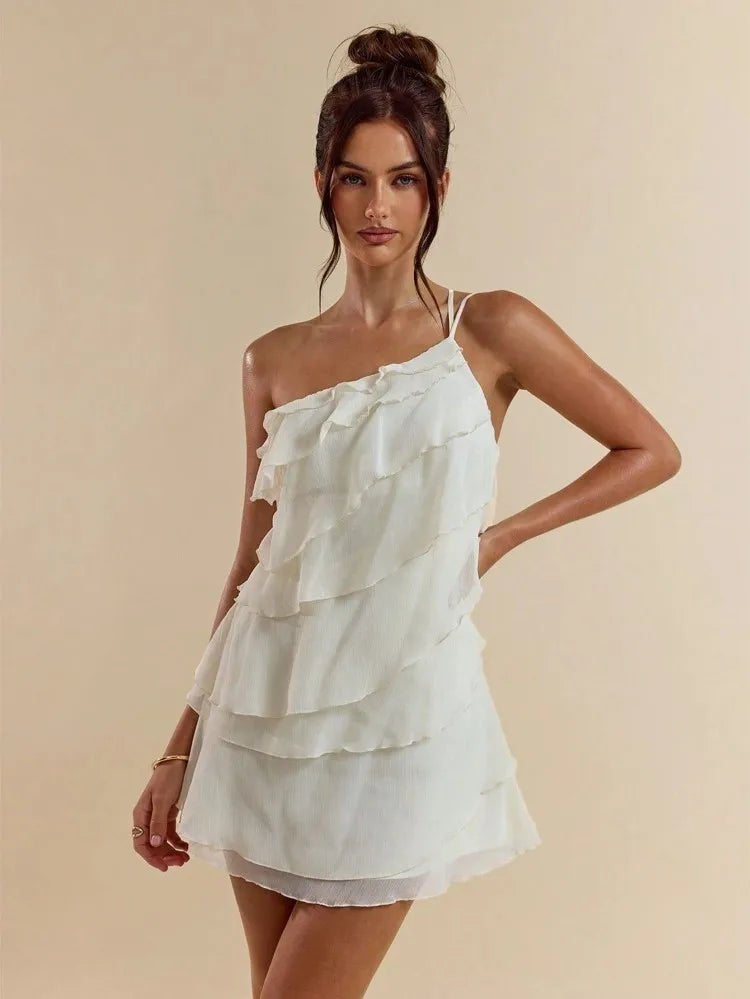 Vestido Fiorella | Curto assimétrico com babados e costas nuas | Gata Raposa