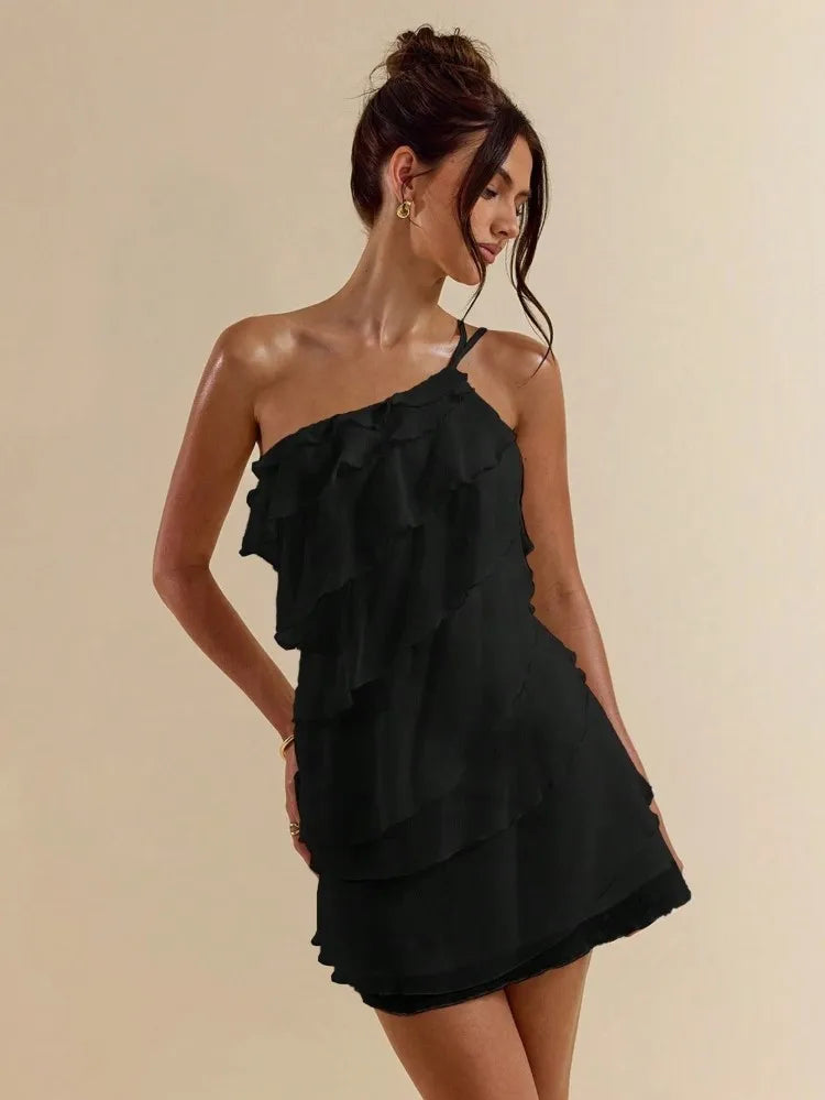 Vestido Fiorella | Curto assimétrico com babados e costas nuas | Gata Raposa