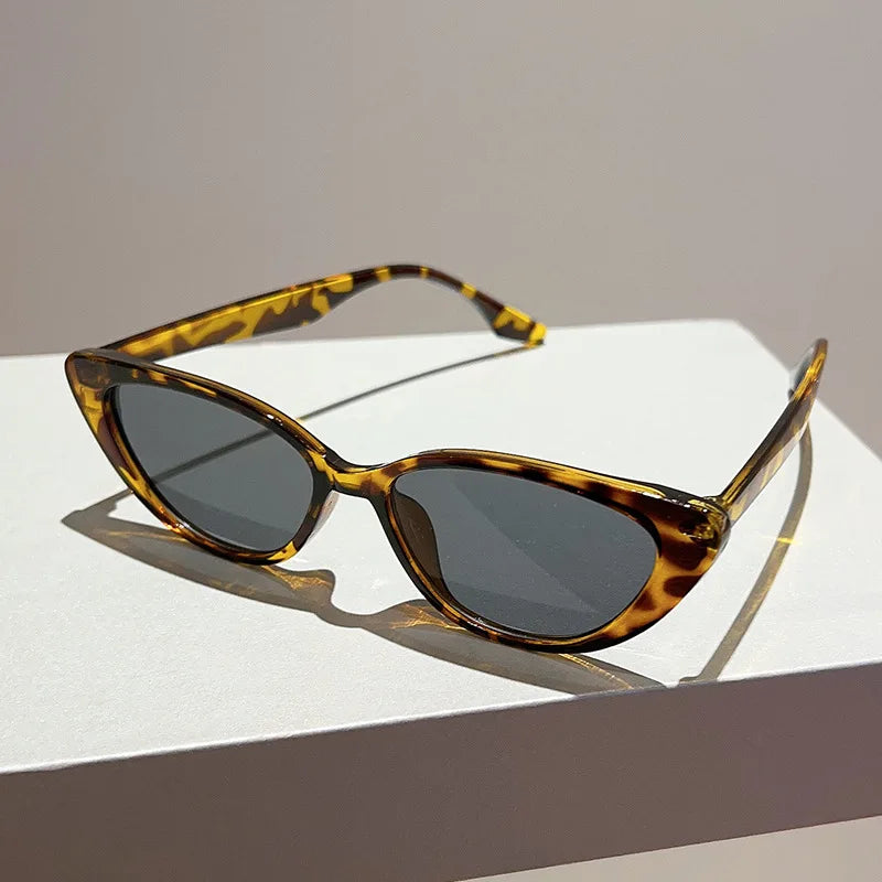 Óculos de Sol Feminino Siena — Elegância Fashion com Proteção Inteligente