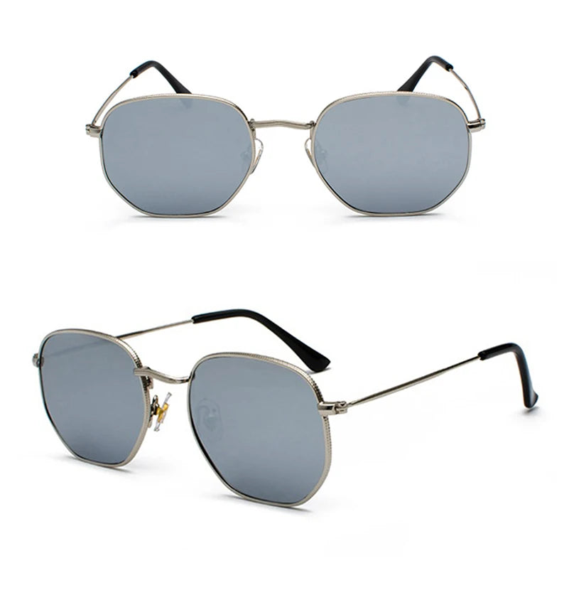 Óculos Hexagonais Retrô UV400 — Estilo e Proteção em Todos os Momentos
Transforme seus looks com um acessório moderno, sofisticado e cheio de personalidade. Os óculos retrô hexagonais da Gata Raposa unem design fashion com proteção UV400, garantindo conforto visual e muito estilo para o dia a dia, viagens, praia e momentos ao ar livre.
Com armação metálica leve e resistente, esse modelo combina perfeitamente com produções casuais, elegantes e tendências streetwear ou boho chic. As lentes espelhadas com pr