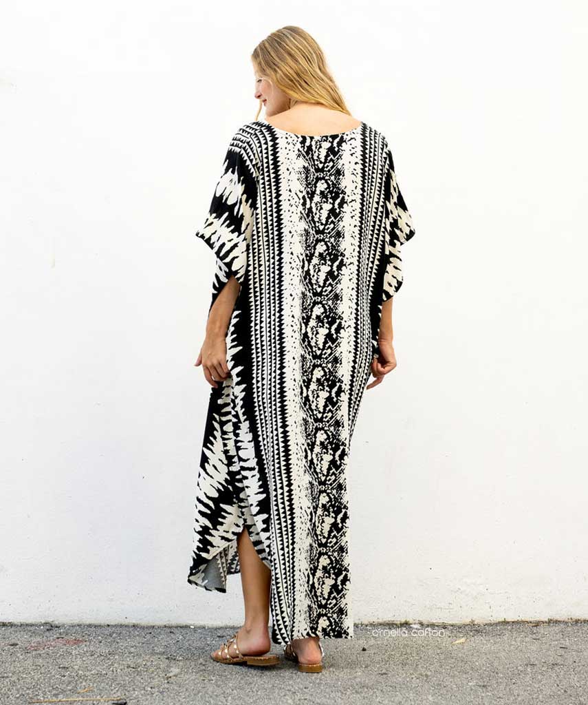 Kaftans Maví  – Ônix | Gata Raposa™