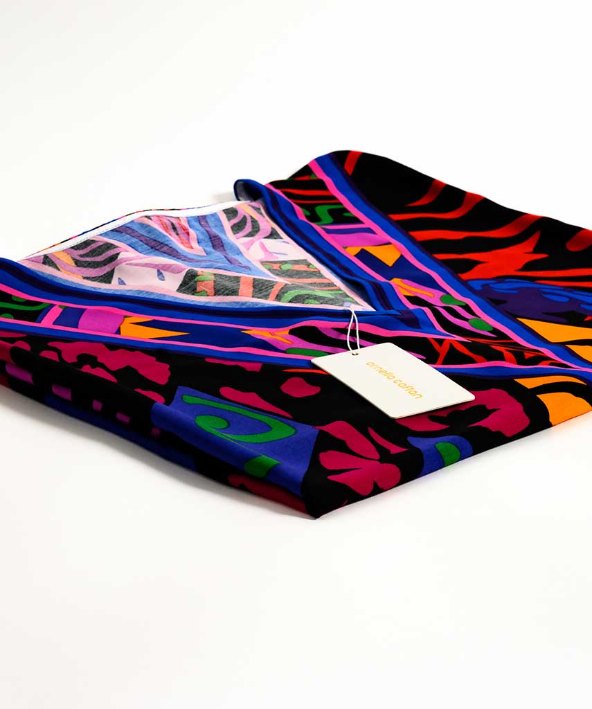 Kaftan Vibrações - Arco-Íris | Gata Raposa™