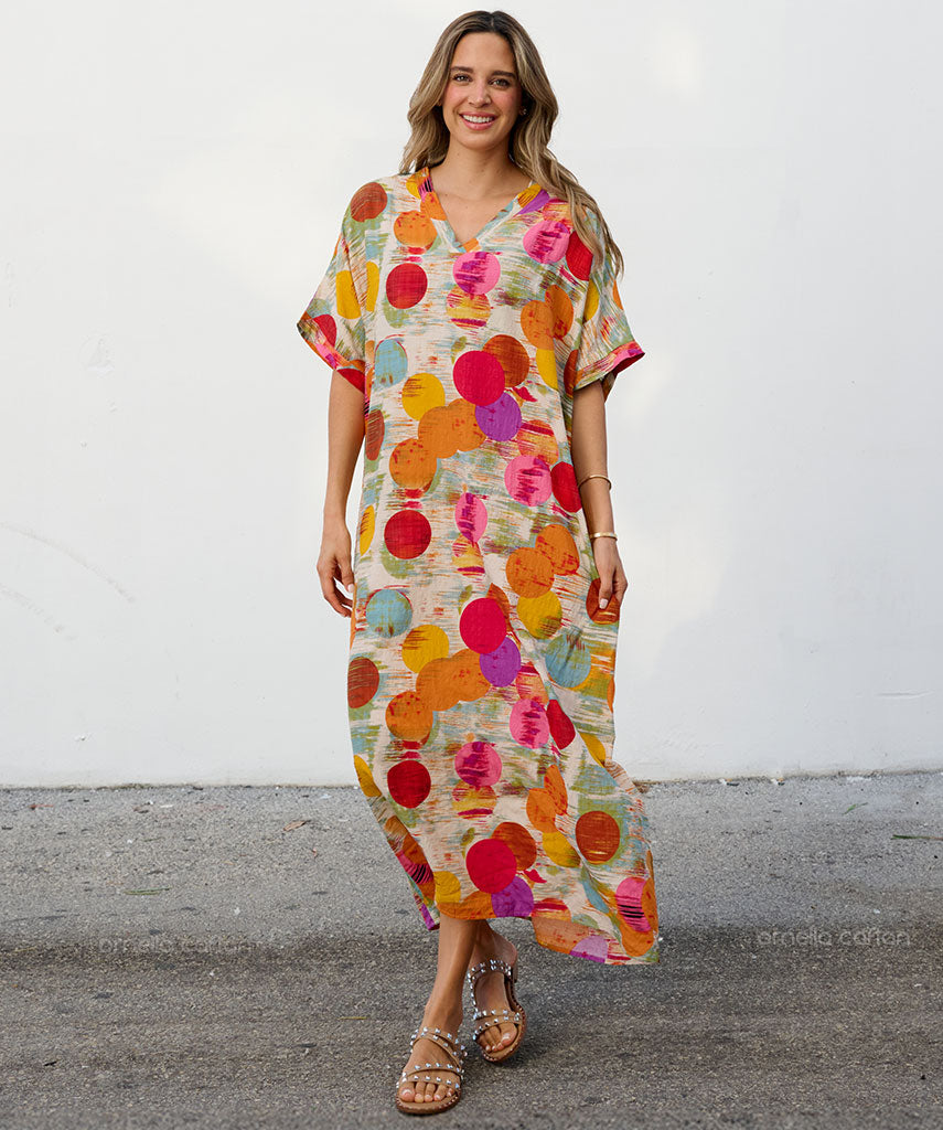 Kaftan Resort | Milos – Gata Raposa™