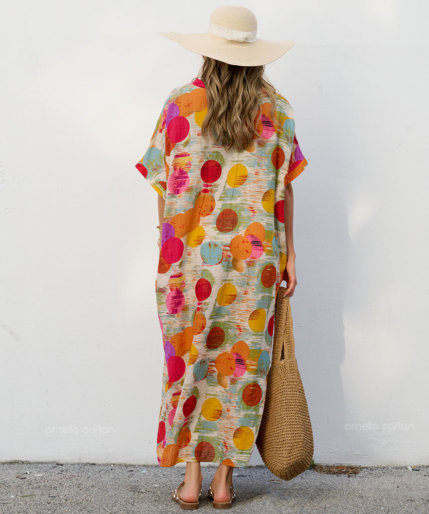 Kaftan Resort | Milos – Gata Raposa™