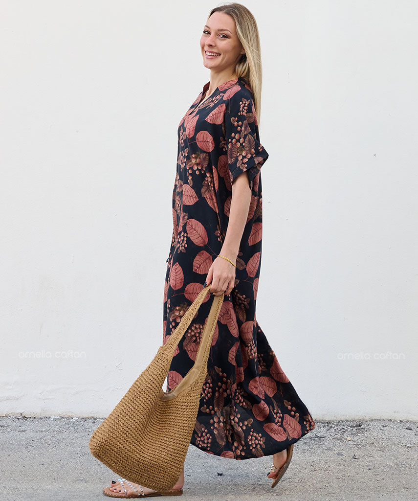 Kaftan Resort | Paros – Gata Raposa™