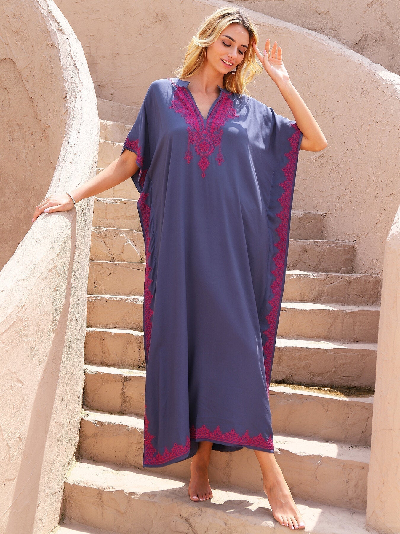 Kaftan Bordado Navy Azul  ™