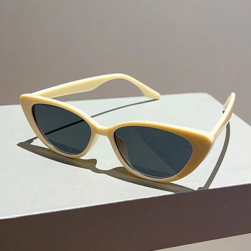 Óculos de Sol Feminino Siena — Elegância Fashion com Proteção Inteligente