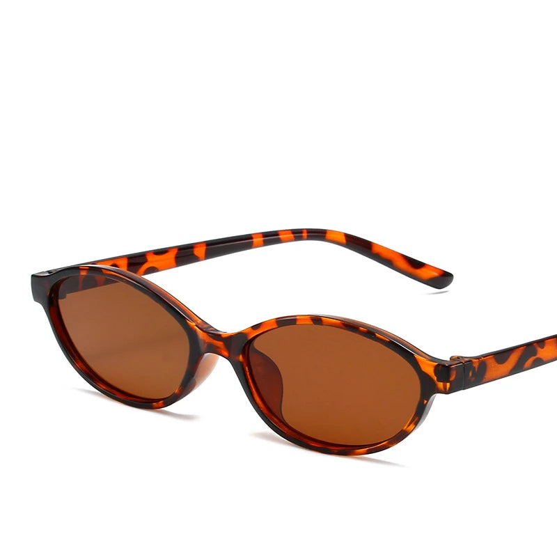 Óculos Paris — Elegância Vintage com Toque Fashion Moderno