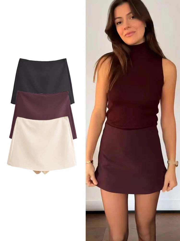 Short-saia Mônica